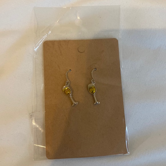 Jewelry - Wine Glass Earrings